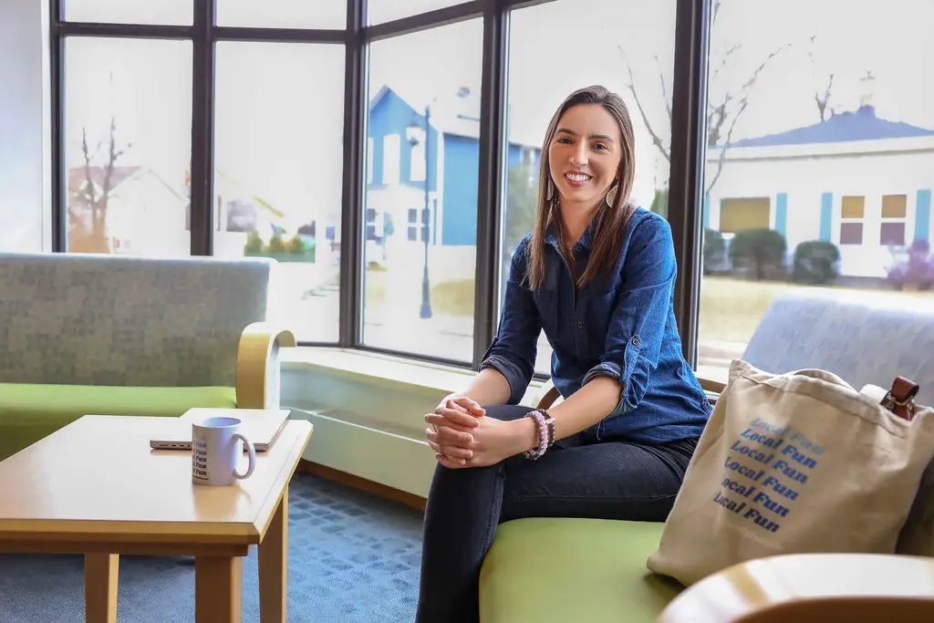 Erin Guenterberg Oconomowoc Library by Lauren Kriebich Photography
